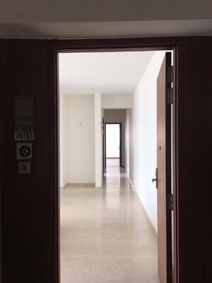 Room in 3 BHK Apartment at Omkar Alta Monte, Malad East – for Sale