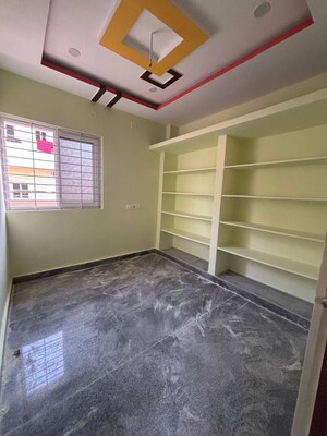 Room in 1 BHK Apartment at Kondapur – for Rent