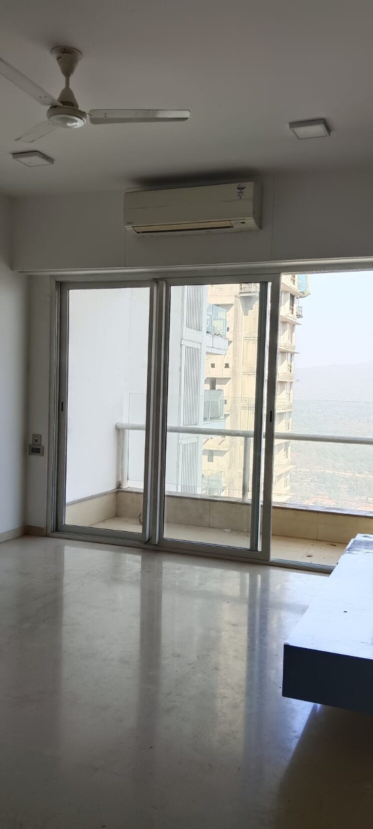 Room, omkar-alta-monte 2 Bedroom 864 Sq.Ft. Apartment In Malad East Mumbai 9603184