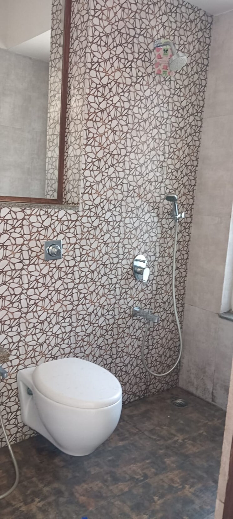 Bathroom, omkar-alta-monte 2 Bedroom 864 Sq.Ft. Apartment In Malad East Mumbai 9603184