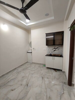 Room in 2 BHK Apartment at Kondapur – for Rent