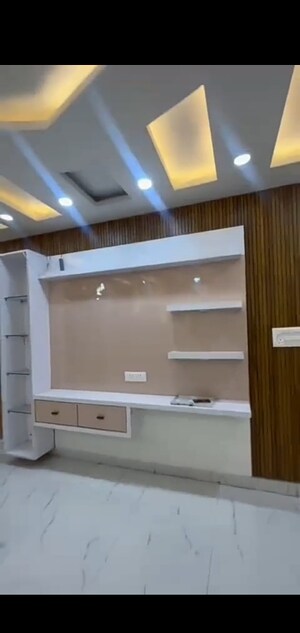 Furnished Amenities in 3 BHK Builder Floor at Dwarka Mor – for Sale