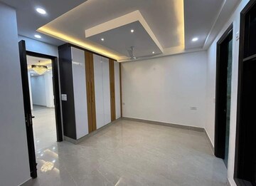 Room in 3 BHK Builder Floor at Saket – for Rent