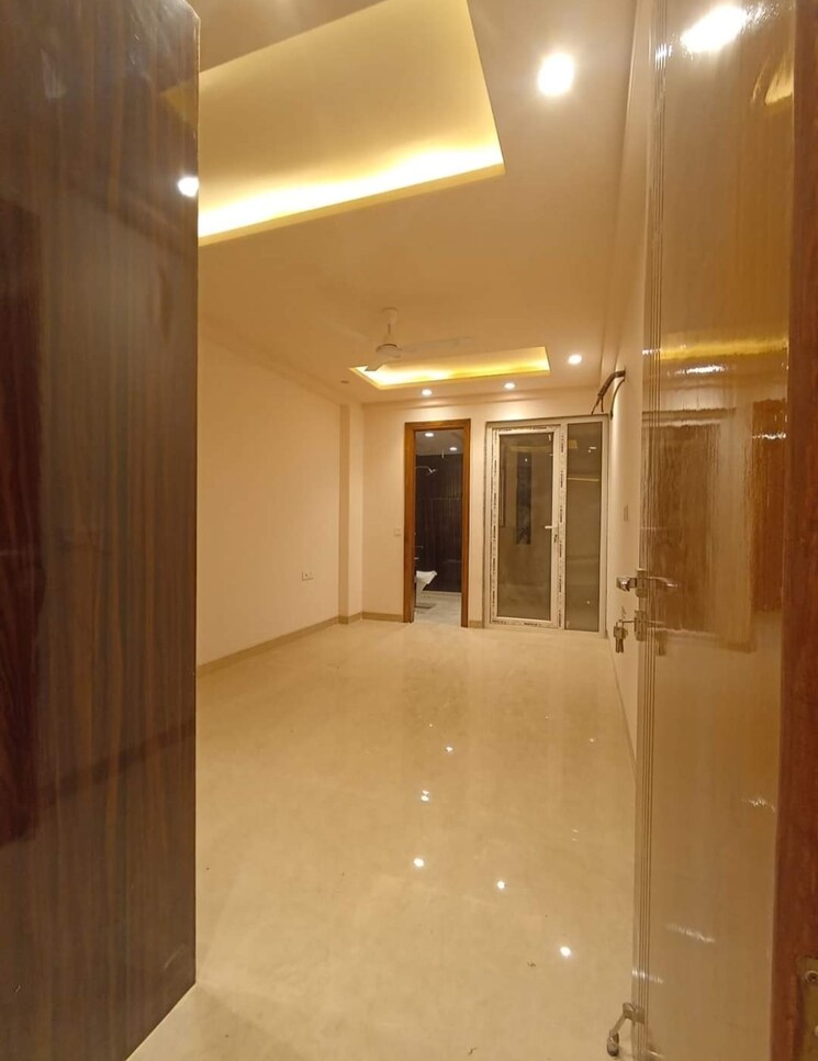 Room, saket 3 Bedroom 1500 Sq.Ft. Builder Floor In Saket Delhi 9603203