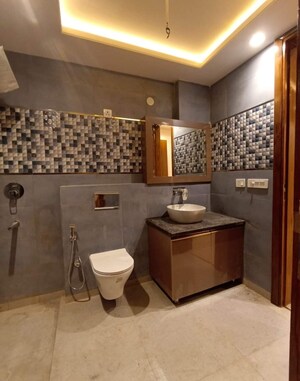 Master Bedroom in 3 BHK Builder Floor at Saket – for Rent