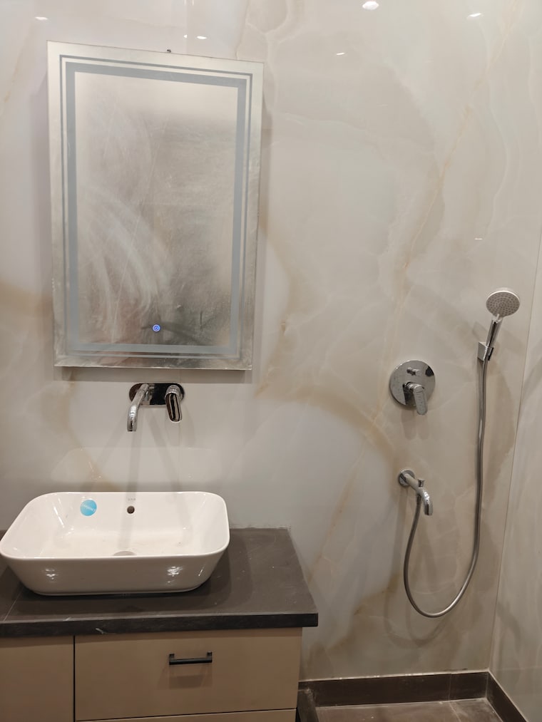 Bathroom, model town phase 2 3 Bedroom 1800 Sq.Ft. Builder Floor In Model Town Phase 2 Delhi 9603214