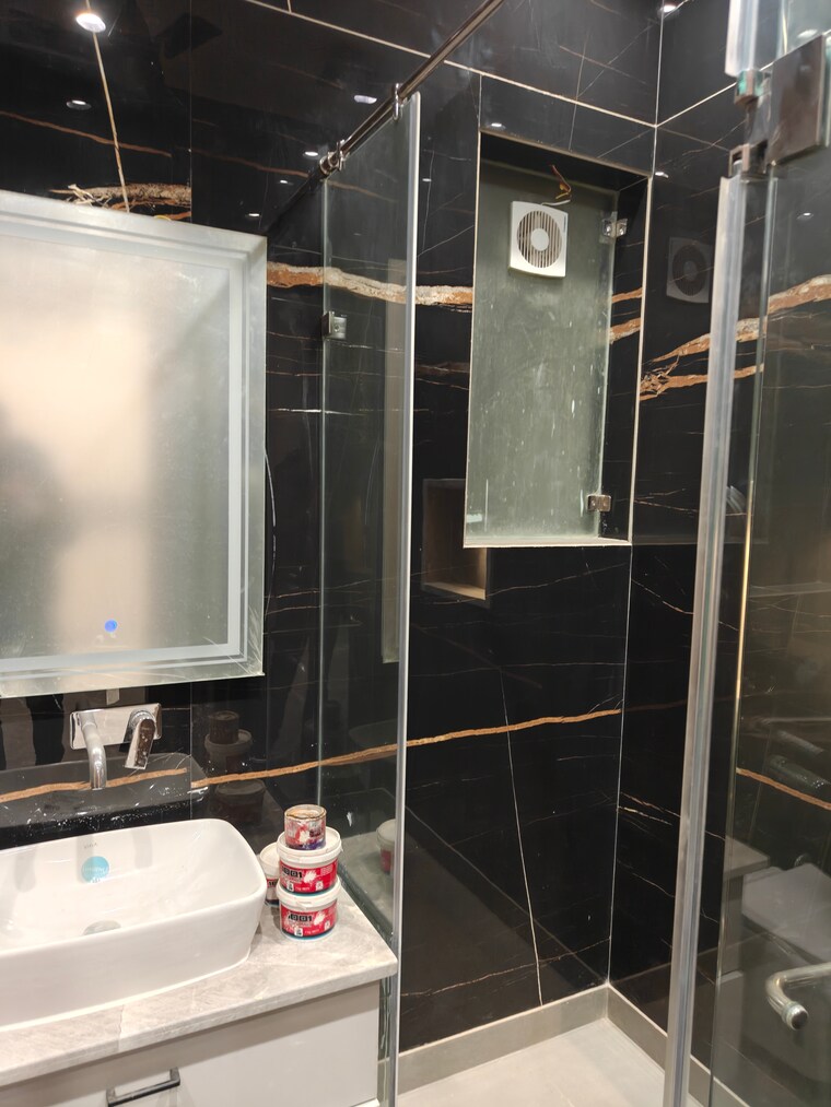 Attached Bathroom, model town phase 2 3 Bedroom 1800 Sq.Ft. Builder Floor In Model Town Phase 2 Delhi 9603214