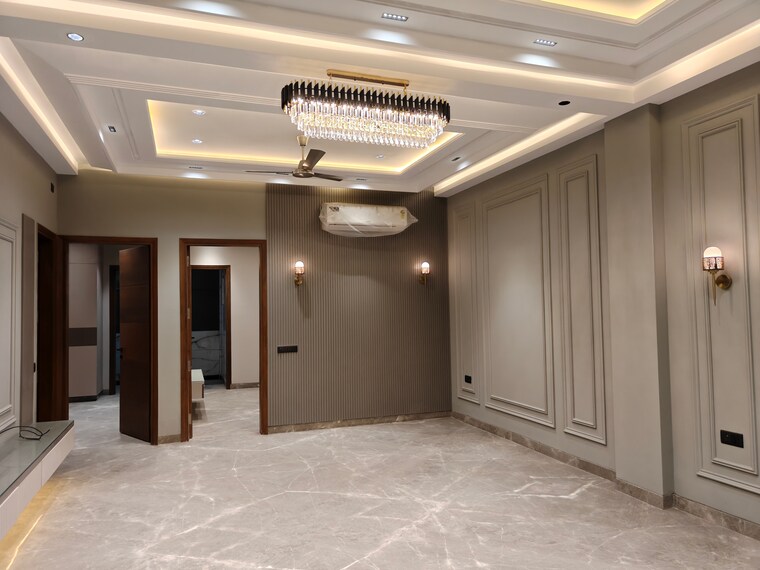 Living Room, model town phase 2 3 Bedroom 1800 Sq.Ft. Builder Floor In Model Town Phase 2 Delhi 9603214