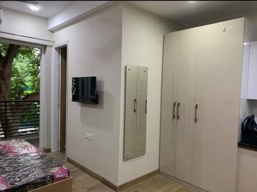 Room in 1 BHK Builder Floor at Saket – for Rent