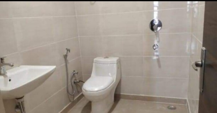 Bathroom, saket 1 Bedroom 500 Sq.Ft. Builder Floor In Saket Delhi 9603227