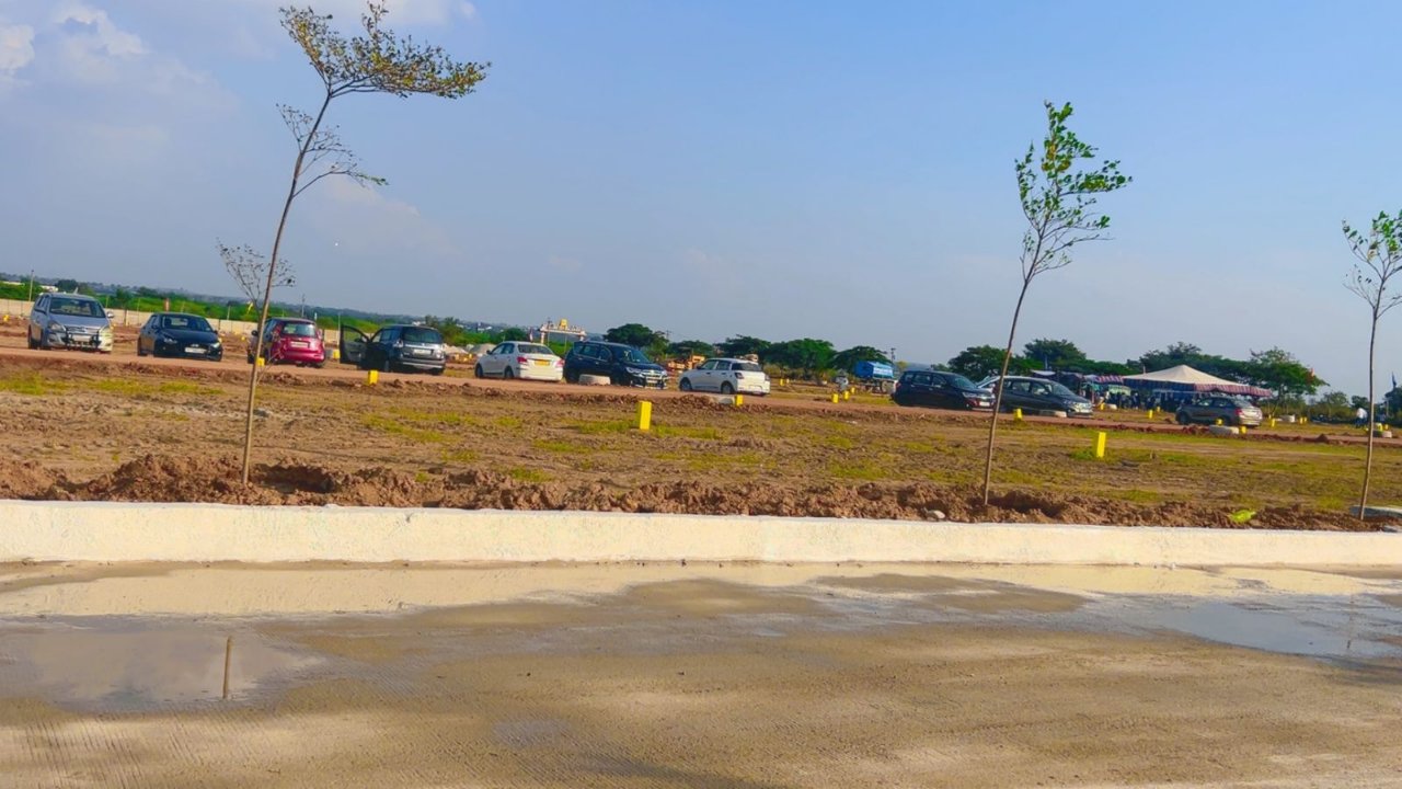 Plot For Sale in Keshampet