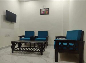 1 BHK Builder Floor For Rent in Saket