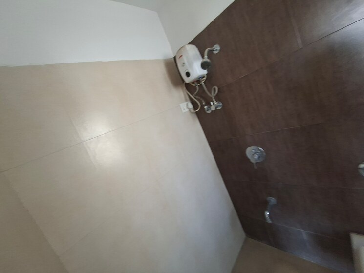 Room, raunak-heights 1 Bedroom 405 Sq.Ft. Apartment In Ghodbunder Road Thane 9603237