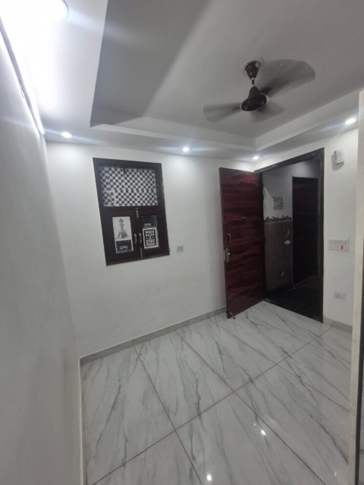 Room, saket 1 RK 350 Sq.Ft. Builder Floor In Saket Delhi 9603241