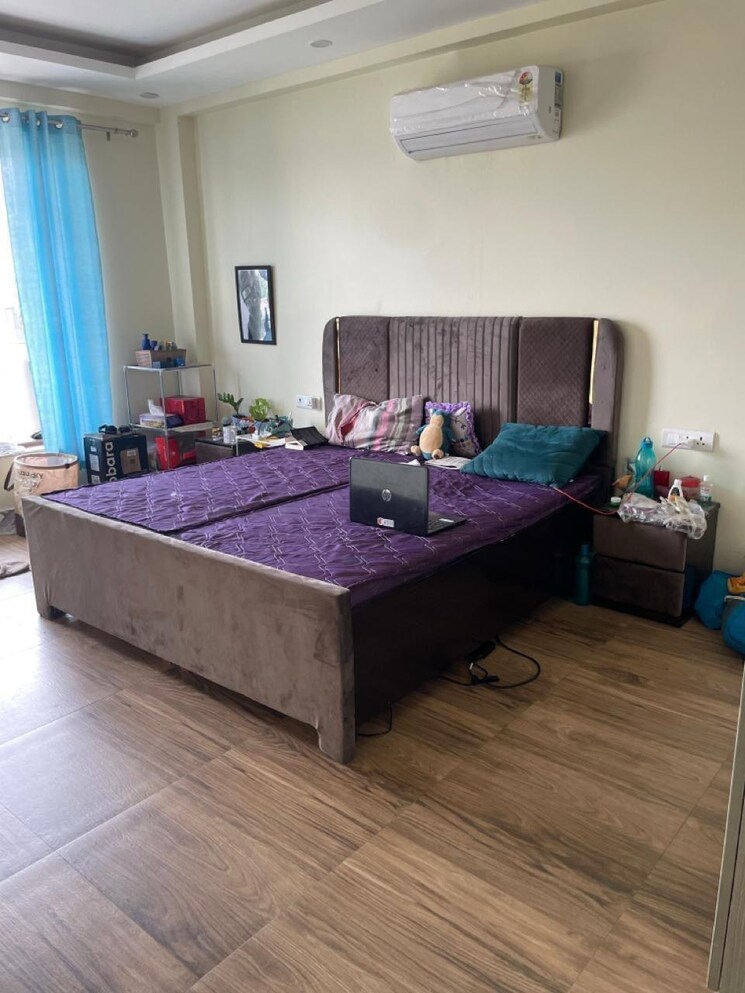Bedroom, ss-mayfield-gardens 4 Bedroom 3150 Sq.Ft. Builder Floor In Sector 51 Gurgaon 9603246