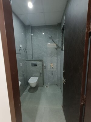 Bathroom in 4 BHK Builder Floor at SS Mayfield Gardens, Sector 51 – for Rent