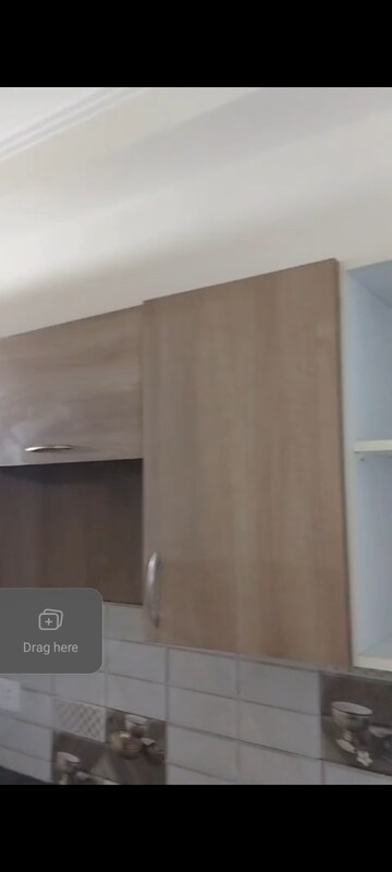 Furnished Amenities in 2 BHK Apartment at Gaur Atulyam, Omicron I Greater Noida – for Rent