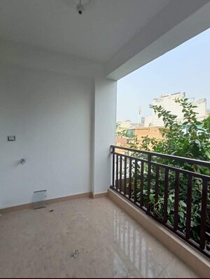 1 BHK Builder Floor For Rent in Saket