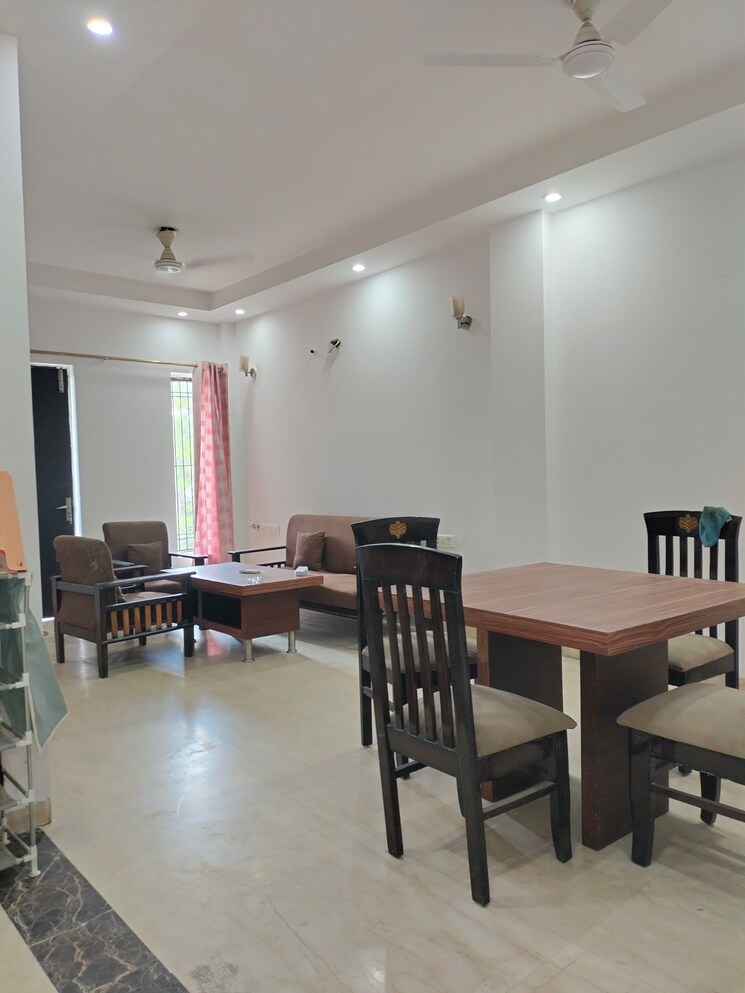 Gym, global-foyer 3 Bedroom 215 Sq.Ft. Builder Floor In Sector 43 Gurgaon 9603287