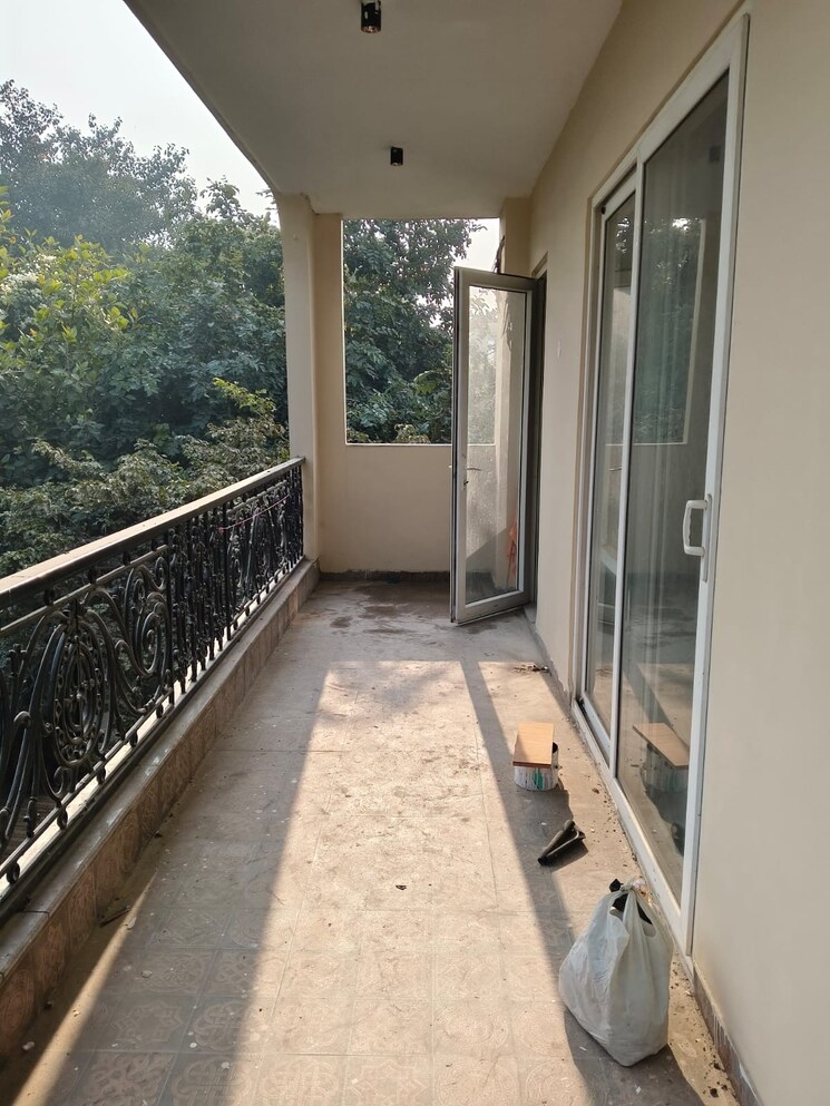 Balcony, ansal-sushant-residency 4 Bedroom 300 Sq.Ft. Builder Floor In Sushant Lok Iii Gurgaon 9603289