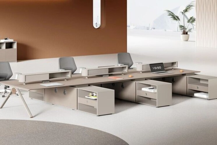 Team Area, hadapsar Commercial Office Space 2455 Sq.Ft. In Hadapsar Pune 9603296