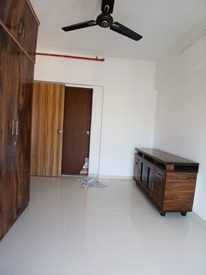 1 BHK Apartment For Rent in Avant Hillway, Goregaon East