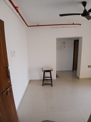 Furnished Amenities in 1 BHK Apartment at Avant Hillway, Goregaon East – for Rent