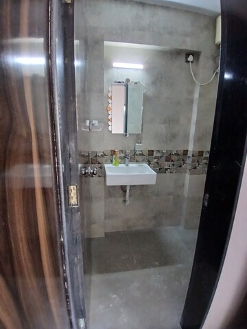 Furnished Amenities in 2 BHK Apartment at Mantri Park, Goregaon East – for Rent