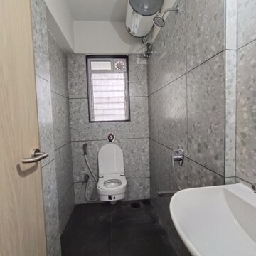 Bathroom in 1 RK Apartment at Mantri Park, Goregaon East – for Rent