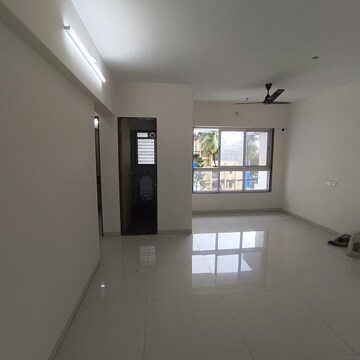 Room in 1 RK Apartment at Mantri Park, Goregaon East – for Rent
