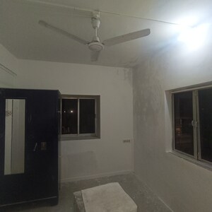 Room in 1 BHK Apartment at Parth Vaibhav, Malad East – for Rent