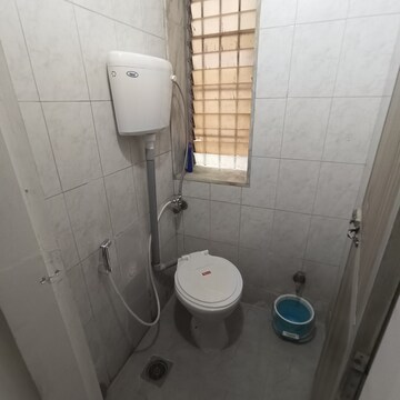 Bathroom in 1 BHK Apartment at Parth Vaibhav, Malad East – for Rent