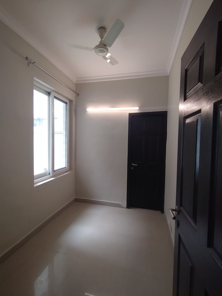 Room, sector 47 3 Bedroom 2800 Sq.Ft. Builder Floor In Sector 47 Gurgaon 9603324