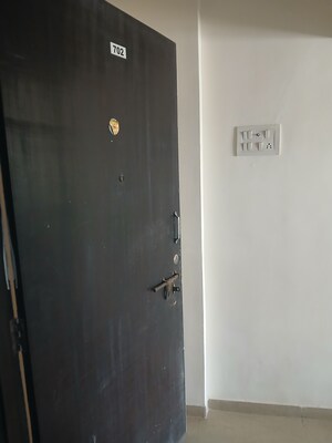 Furnished Amenities in 1 BHK Apartment at Dak Sangathan CHS, Malad East – for Rent