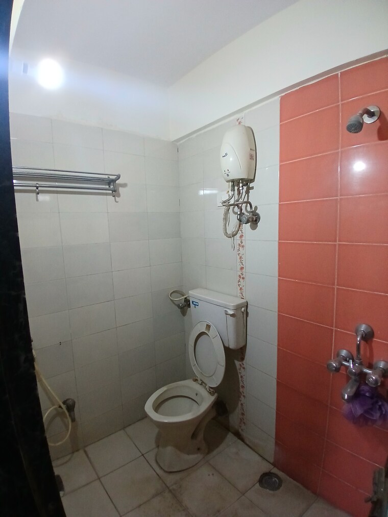 Bathroom, dak-sangathan-chs 1 Bedroom 510 Sq.Ft. Apartment In Malad East Mumbai 9603328