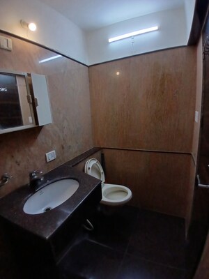 Furnished Amenities in 1 BHK Apartment at Omkar Signet, Malad East – for Rent