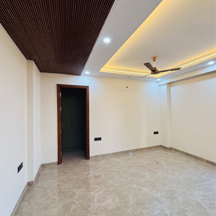 Room, sector 85 4 Bedroom 2250 Sq.Ft. Builder Floor In Sector 85 Faridabad 9603339