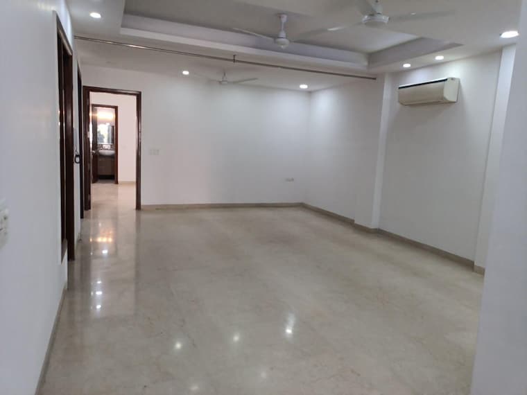 Room, shivalik colony 3 Bedroom 1800 Sq.Ft. Builder Floor In Shivalik Colony Delhi 9603351