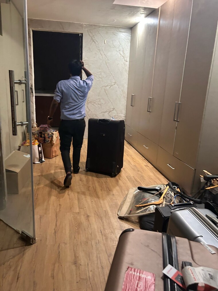 Team Area, rwa-apartments-sector-41 3 Bedroom 2000 Sq.Ft. Independent House In Sector 41 Noida 9603352