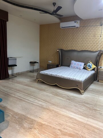 Bedroom in 3 BHK Independent House at RWA Apartments Sector 41, Sector 41 – for Rent