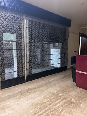 Room in 3 BHK Independent House at RWA Apartments Sector 41, Sector 41 – for Rent