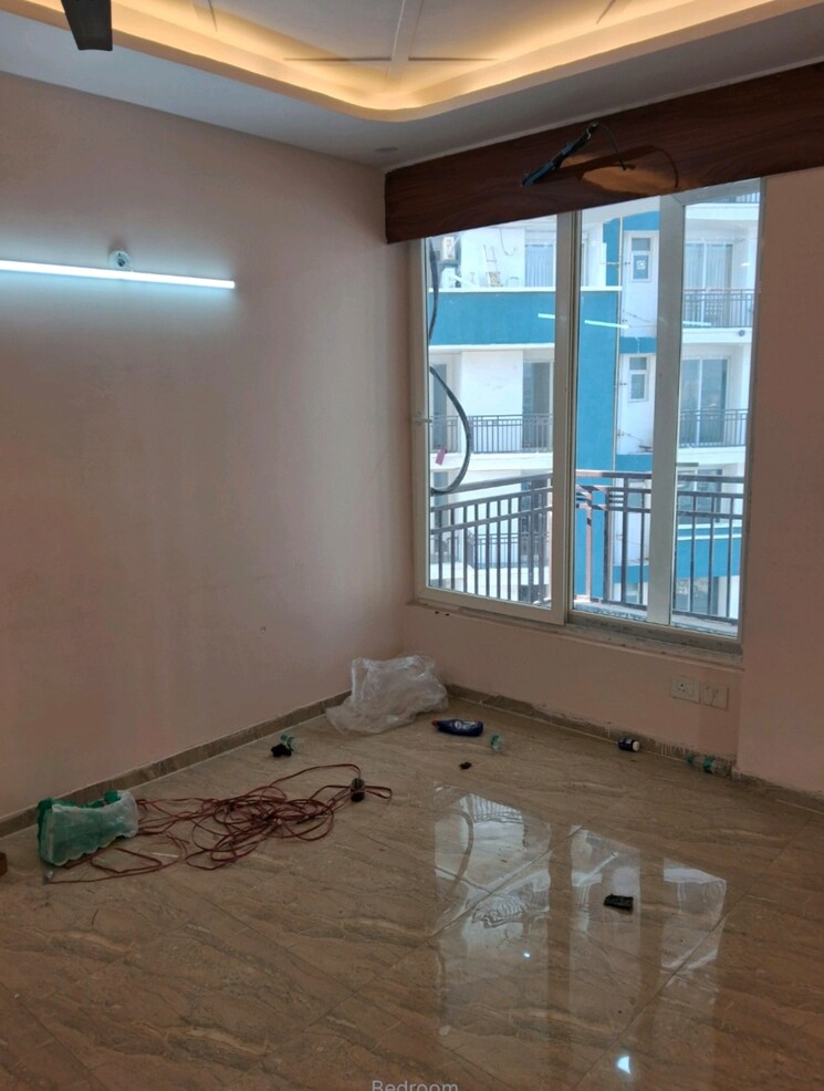 Room, slf-anushree 3 Bedroom 1350 Sq.Ft. Apartment In Sector 75 Faridabad 9603354