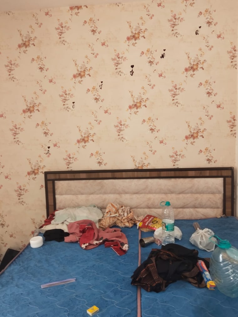 Bedroom, dhanya-niketan 2 Bedroom 900 Sq.Ft. Builder Floor In Sector 42 Noida 9603357