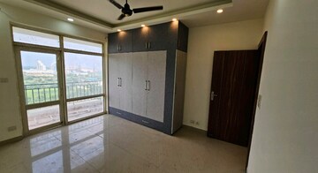 3 BHK Apartment For Rent in ERA Redwood Residency, Sector 78
