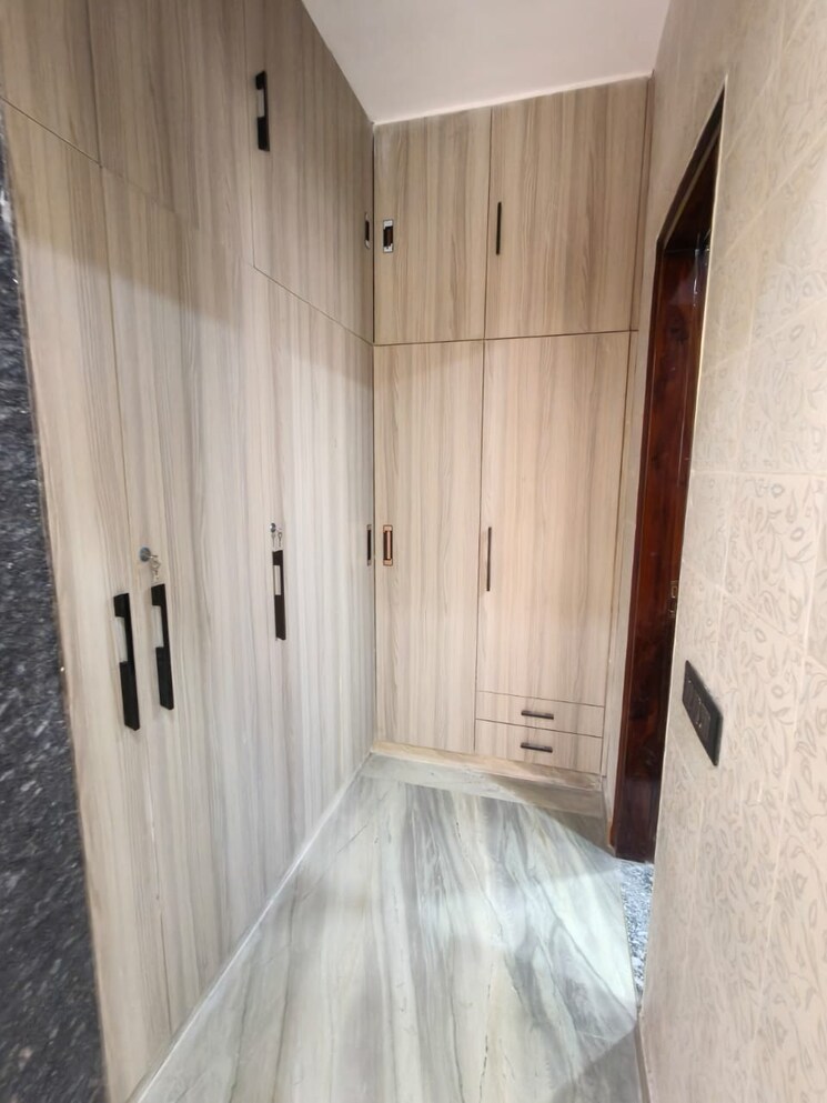 Bathroom, rwa-apartments-sector-40 3.5 Bedroom 2500 Sq.Ft. Independent House In Sector 40 Noida 9603368