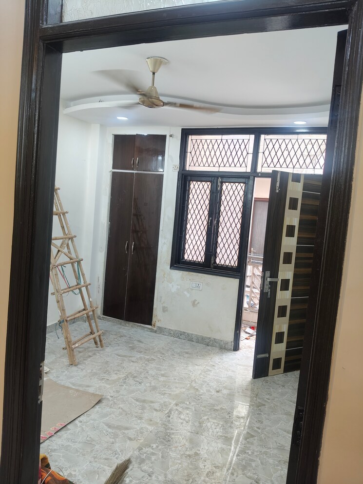 undefined, govindpuri 3 Bedroom 909 Sq.Ft. Builder Floor In Govindpuri Delhi 9603380