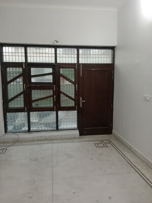 Room in 2 BHK Builder Floor at Huda – for Rent