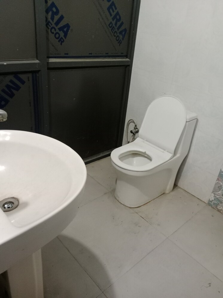 Bathroom, huda 2 Bedroom 1085 Sq.Ft. Builder Floor In Huda Panipat 9603381