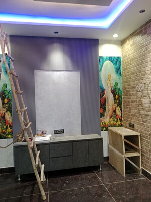 Room in 2.5 BHK Builder Floor at Huda – for Rent