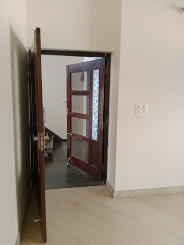 Room in 2 BHK Builder Floor at Huda – for Rent